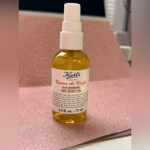 Kiehl’s  crème de corps nourishing dry body oil
2.5oz